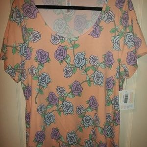 Lularoe - 2x classic tee